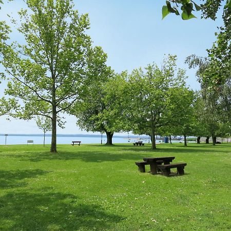 Holiday Home Balatontourist Fuered-1 By Interhome بالاتونفوريد المظهر الخارجي الصورة