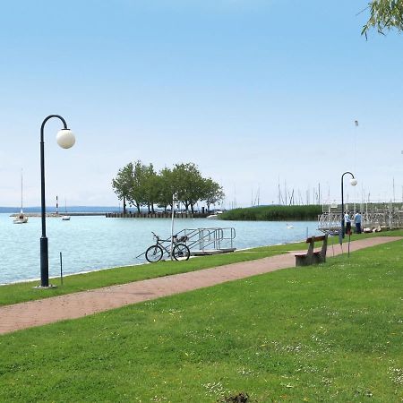 Holiday Home Balatontourist Fuered-1 By Interhome بالاتونفوريد المظهر الخارجي الصورة